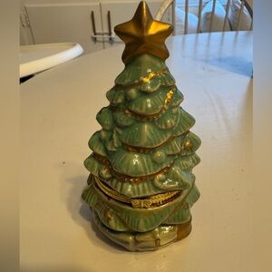 Porcelain Gold Star Green Christmas Tree Trinket Box